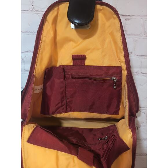 Baggallini Metro Convertible Backpack Nylon Rusty Red Sling EUC Travel - Picture 10 of 14